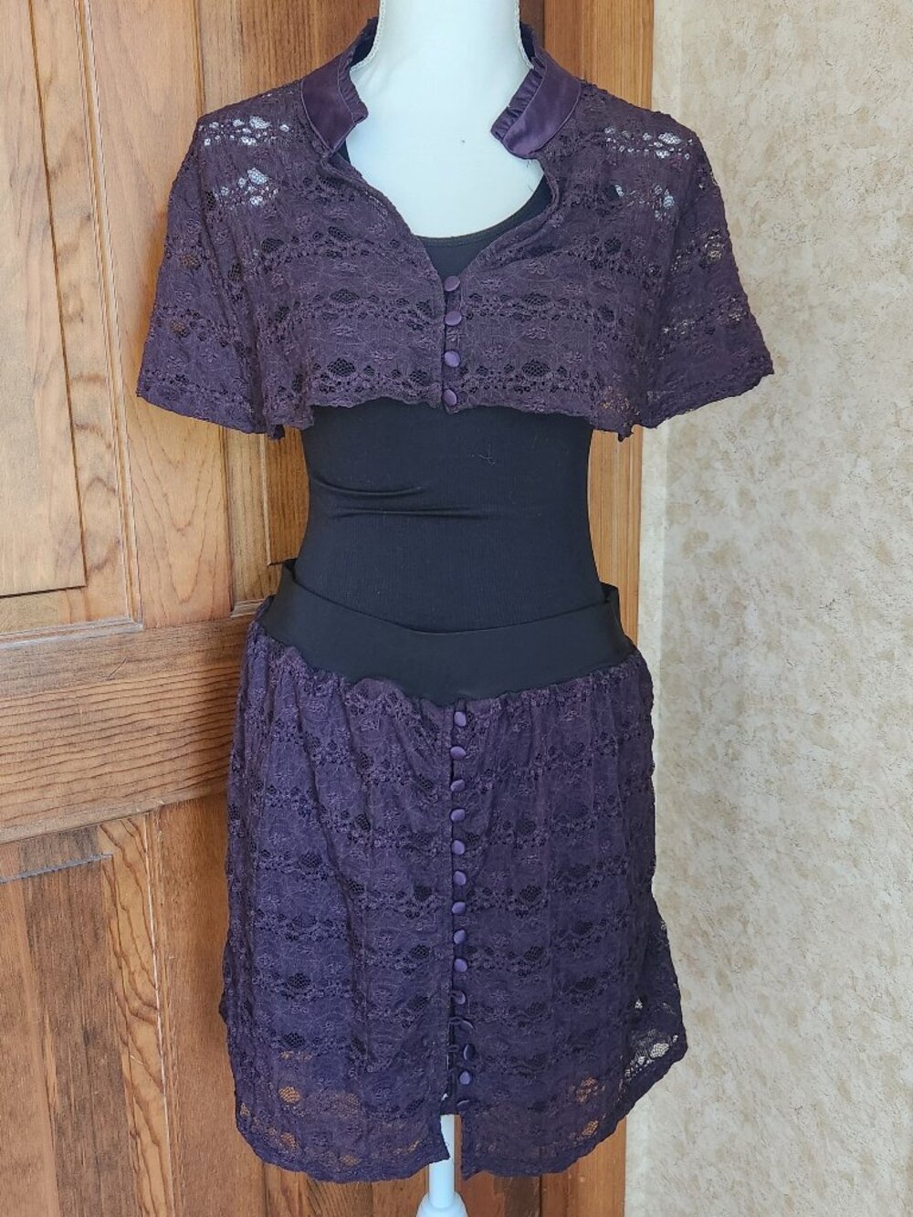 Women's 2 piece upcycled outfit Purple Lace Button Mimi Skirt and Capelet sz M